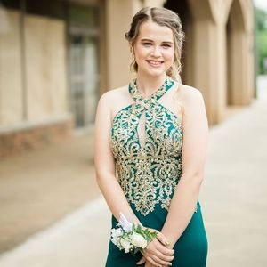 Meet your Posher, Savannah